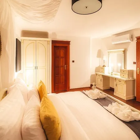 Appartement 5br 2bath Masarykovo Nabrezi Praag